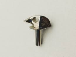Looper with hole (button stitch)