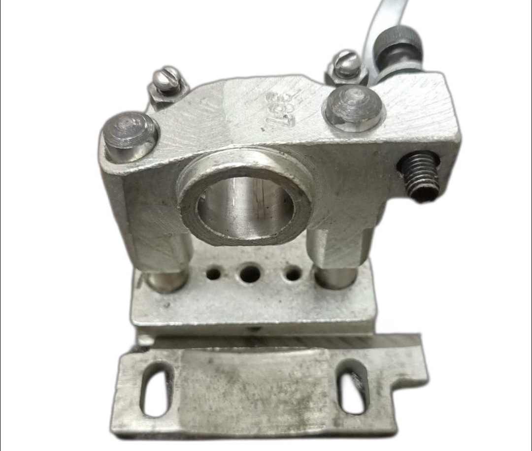 Feed Dog Carrier Block and slide (bagcloser DA)