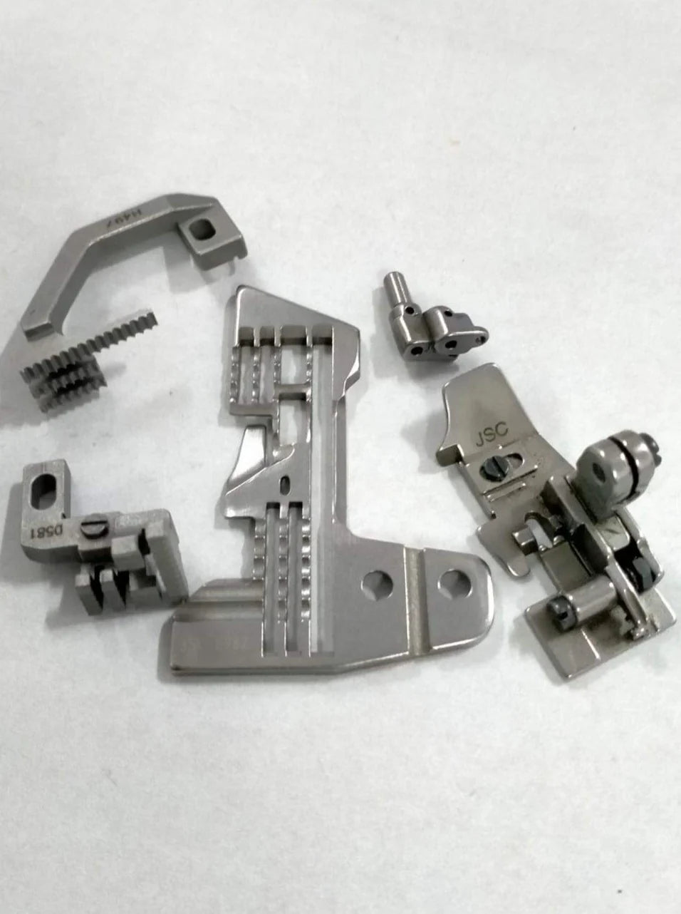 Gauge set (757 5 thread overlock)