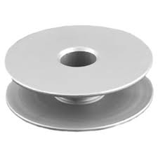 Bobbin button hole